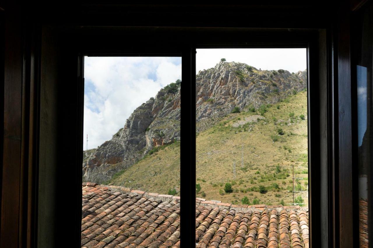 Tres Puentes Anguiano Apartamentos Y Hostal Esterno foto